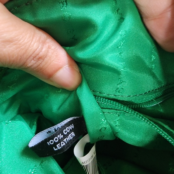 Green Leather Crossbody Bag - Picture 7 of 8